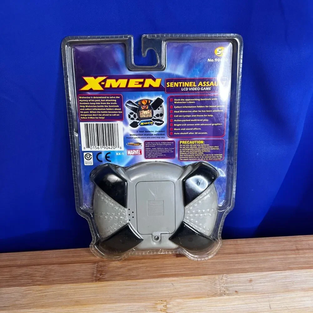 Marvel X-Men Sentinel Assault LCD Handheld Video Game 2005 Wolverine Deadpool